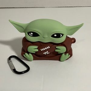 Baby Yoda AirPods Pro case